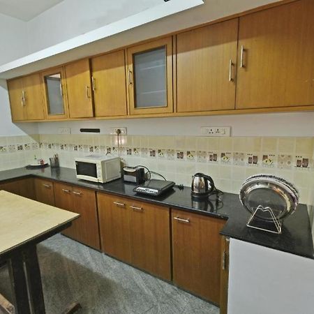 Villa Close To Rock Beach-Family Room Пондичери Екстериор снимка